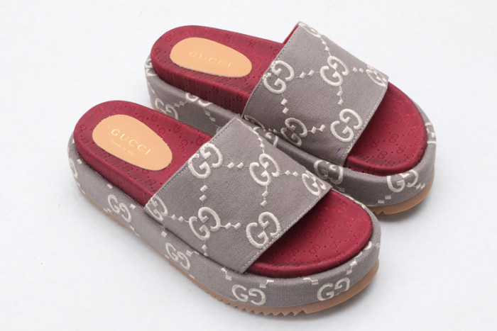 GUI SANDAL