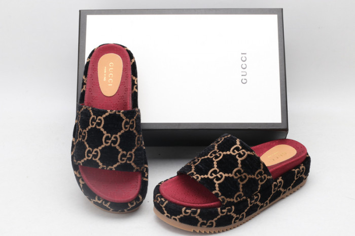 GUI SANDAL