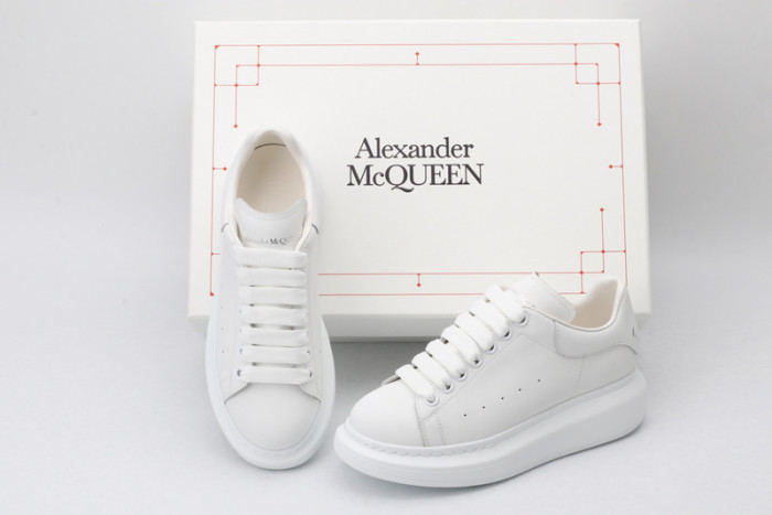 ALEX MCQU SNEAKER