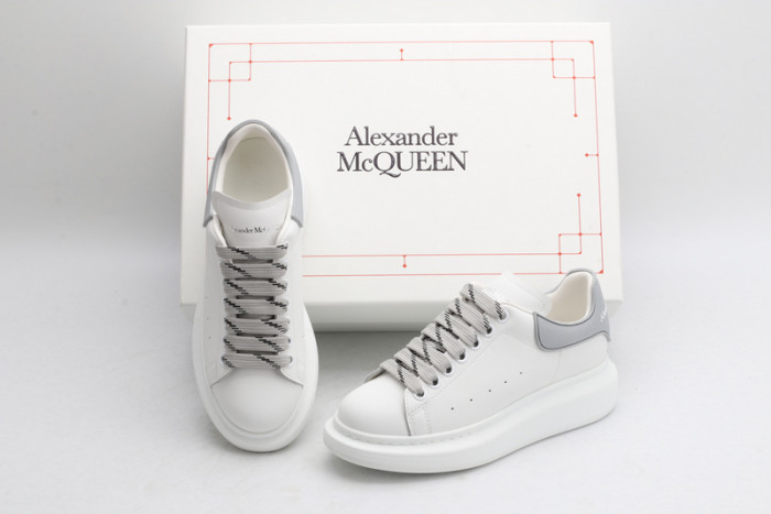 ALEX MCQU SNEAKER