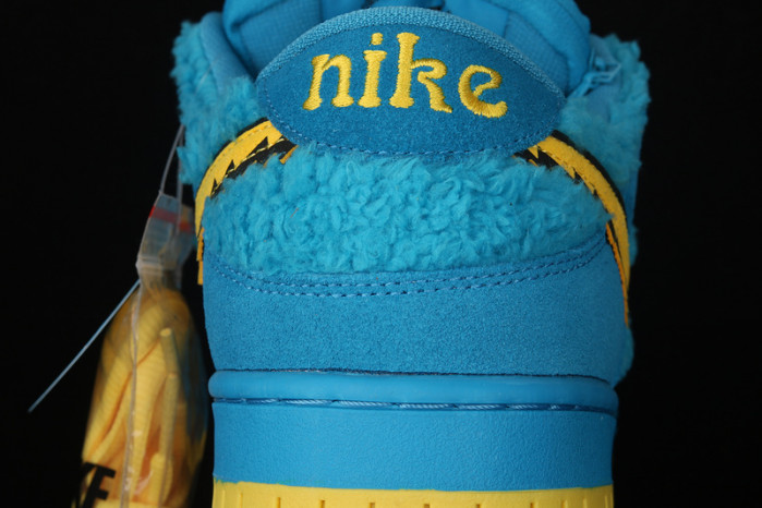 GRATEFUL DEAD X NIKE DUNK LOW SB "BLUE BEAR" CJ5378-400