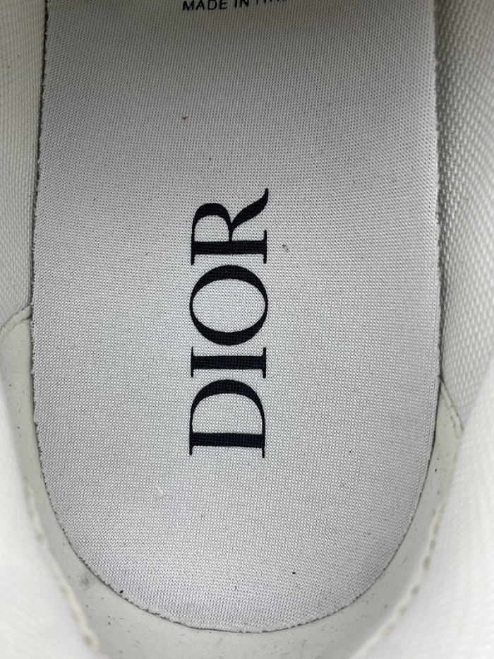 D10R SNEAKER