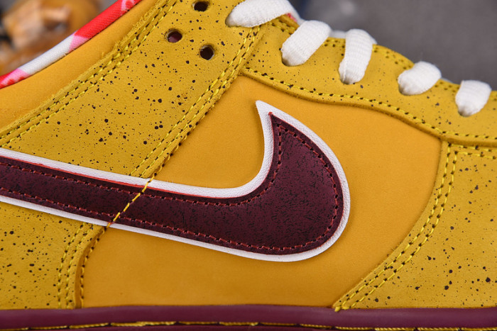 Nike Dunk SB Low “Yellow Lobster” 313170-137566