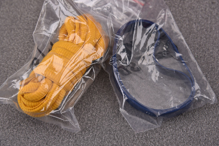 Nike Dunk SB Low “Yellow Lobster” 313170-137566