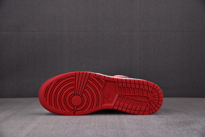 Air Jordan 1 Low “Gym Red” 553560-611