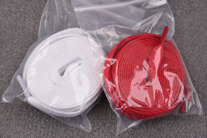 AIR JORDAN 1 RETRO HIGH OG CHICAGO RED 555088-101