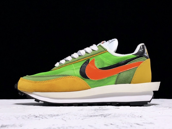 NIKE LD WAFFLE SACAI GREEN MULTI BV0073-300