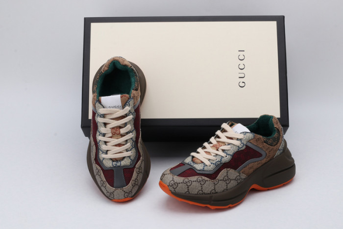 GUI SNEAKER