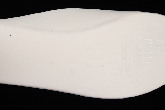 AIR JORDAN 11 LOW CONCORD BRED AV2187-160