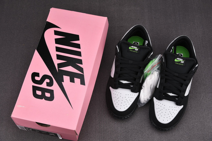 NIKE SB DUNK LOW STAPLE PANDA PIGEON - BV1310-013