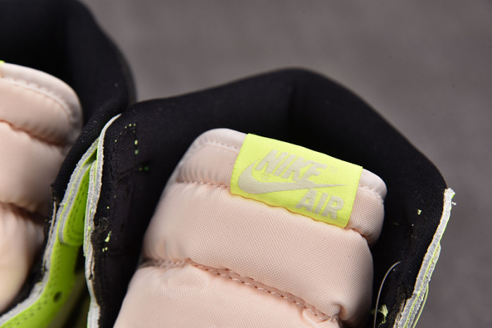 Air Jordan 1 High OG "Volt" -555088-702