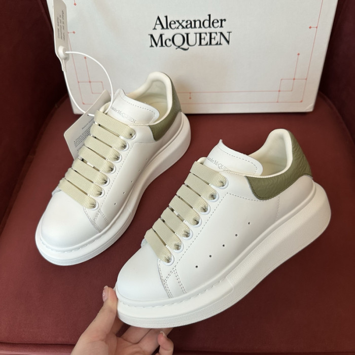 ALEX MCQU SNEAKER