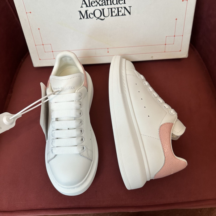 ALEX MCQU SNEAKER