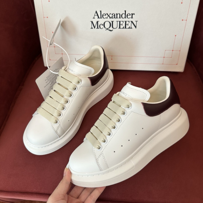 ALEX MCQU SNEAKER