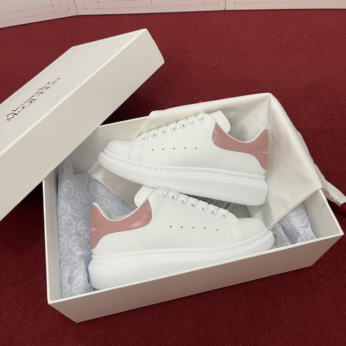 ALEX MCQU SNEAKER