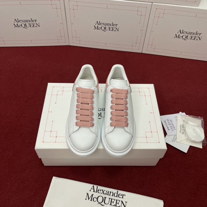 ALEX MCQU SNEAKER