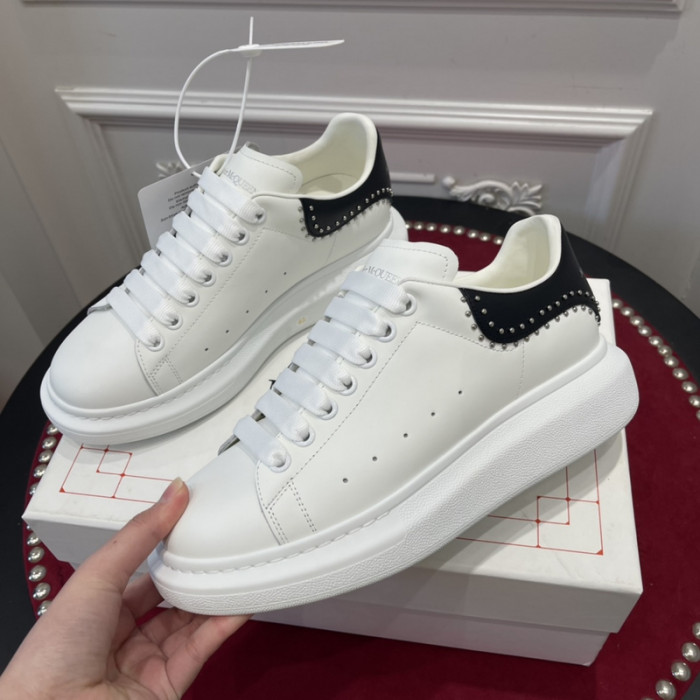 ALEX MCQU SNEAKER