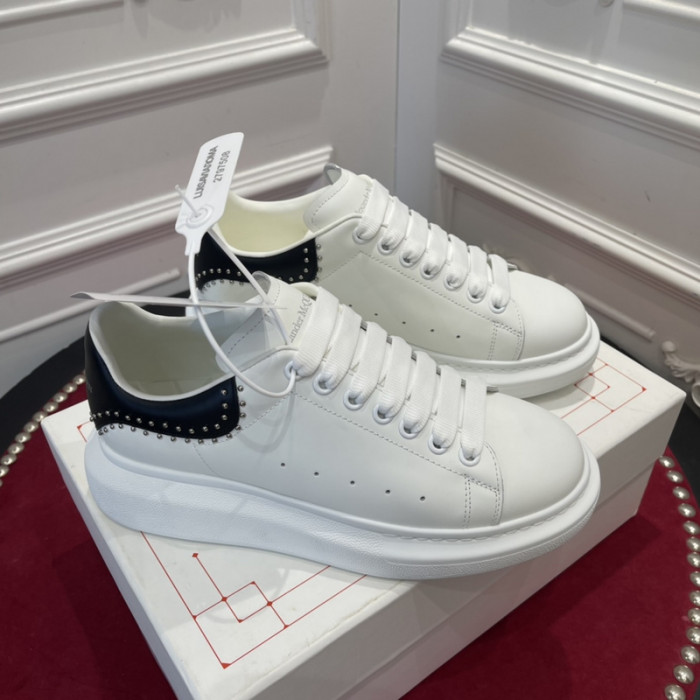 ALEX MCQU SNEAKER
