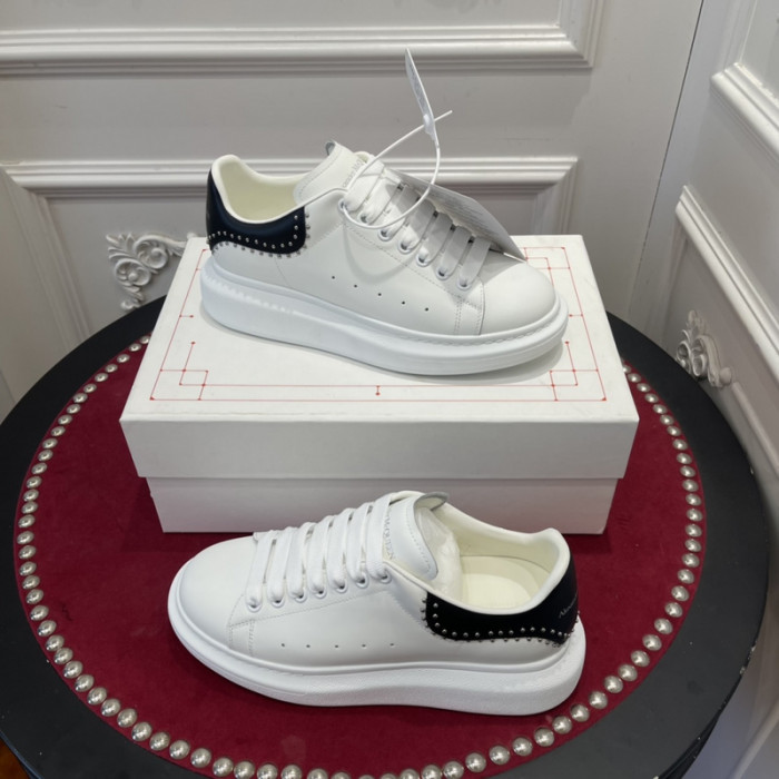 ALEX MCQU SNEAKER