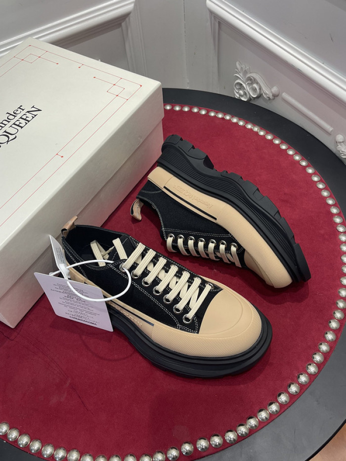 ALEX MCQU SNEAKER