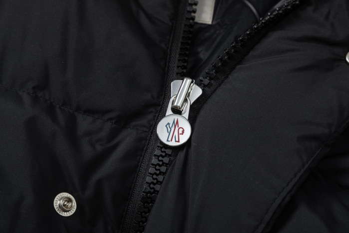 M0*C1ER DOWN JACKET