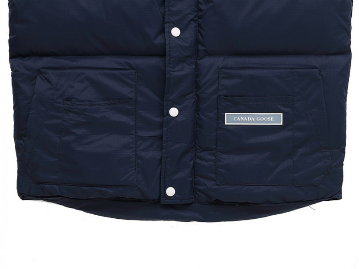C&NA* G00SE down jacket
