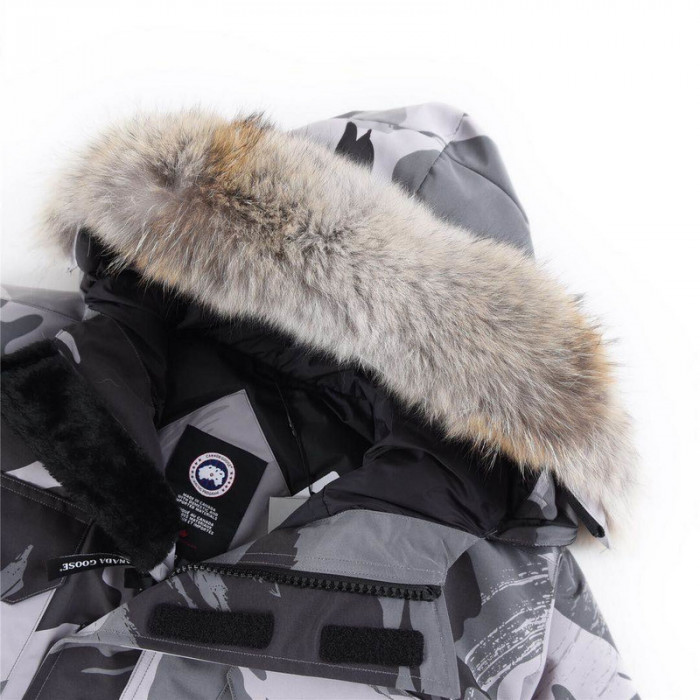C&NA* G00SE down jacket