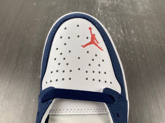 Air Jordan 1 Low SB Midnight Navy CJ7891-400