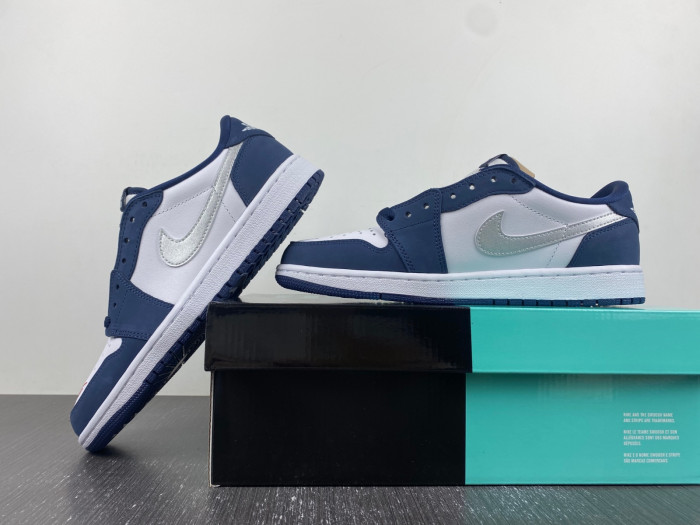 Air Jordan 1 Low SB Midnight Navy CJ7891-400