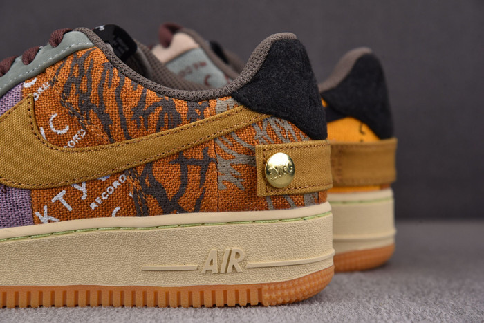 AIR FORCE 1 LOW TRAVIS SCOTT CACTUS JACK - CN2405-900