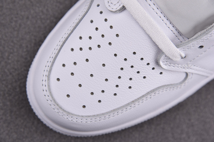 Air Jordan 1 Retro Low OG “Neutral Grey” CZ0790-100