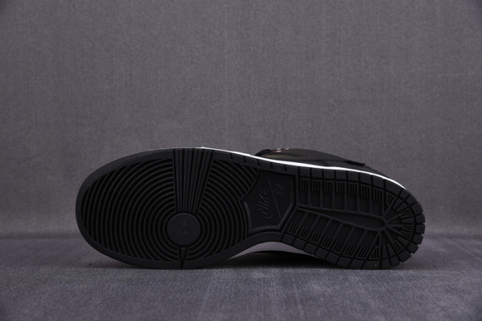 CIVILIST X NIKE DUNK LOW PRO SB QS 