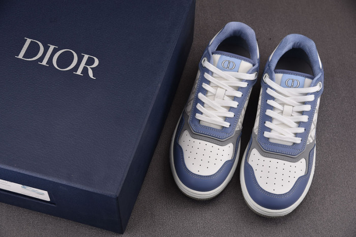 D10R B27 LOW SNEAKER