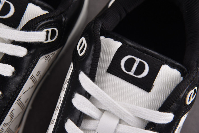 D10R B27 LOW SNEAKER