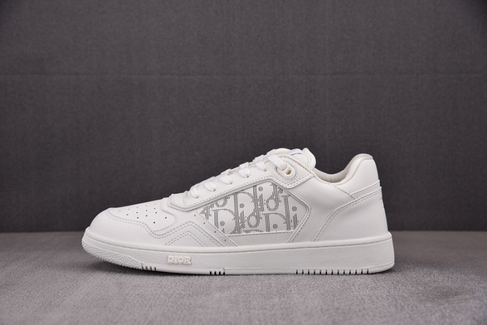 D10R B27 LOW SNEAKER