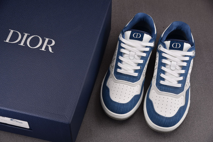 D10R B27 LOW SNEAKER