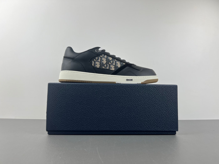 D10R B27 LOW SNEAKER