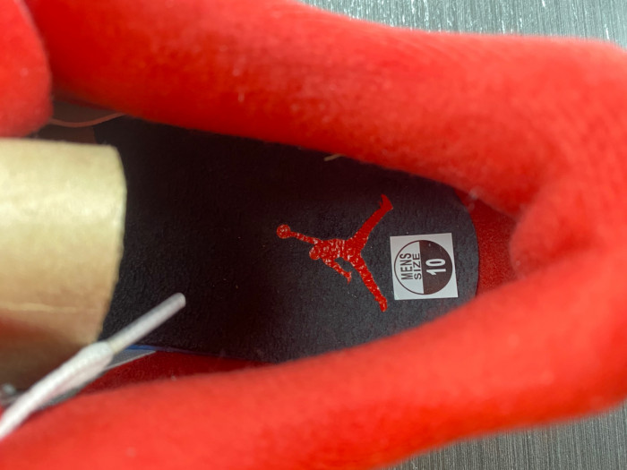 AIR JORDAN 4 RETRO  FIRE RED (2020)  DC7770-160