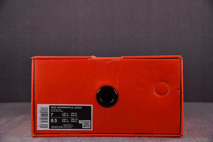 SACAI X NIKE VAPORWAFFLE "SAIL" DD1875-100