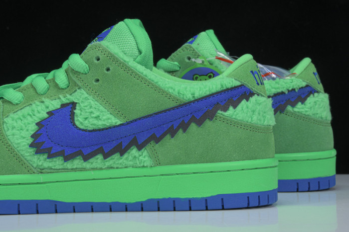 NIKE SB DUNK LOW GRATEFUL DEAD BEARS GREEN - CJ5378-300