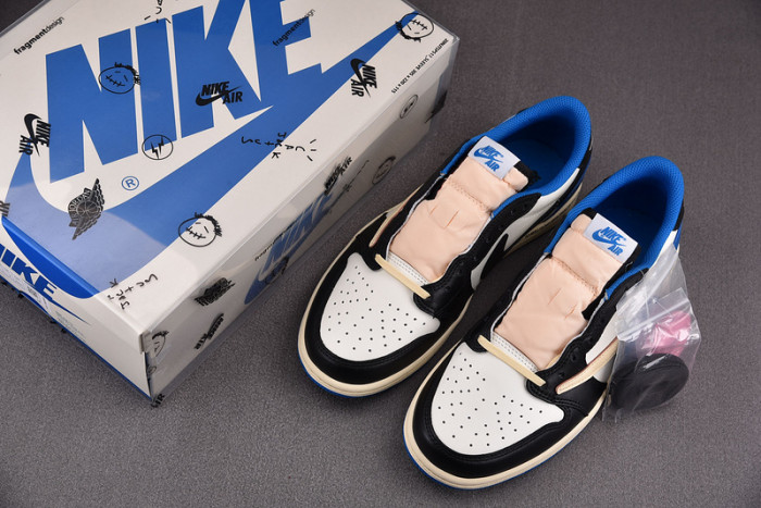 TRAVIS SCOTT X FRAGMENT X AIR JORDAN 1 LOW OG DM7866-140