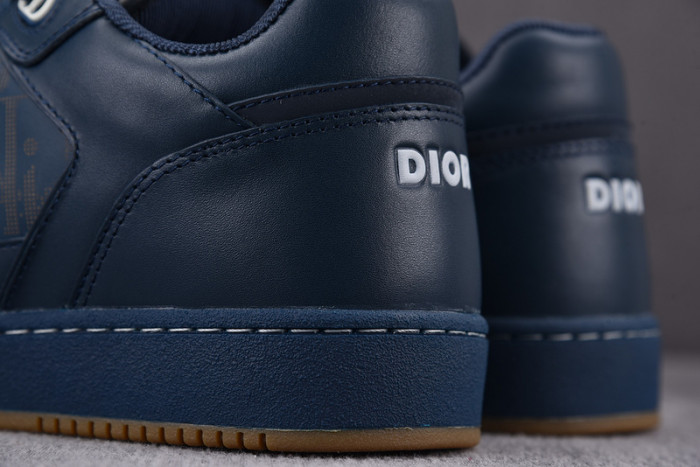 D10R B27 LOW SNEAKER