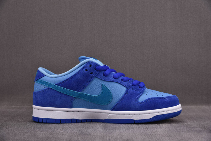 Nike SB Dunk Low Pro“Blue Raspberry” DM0807-400