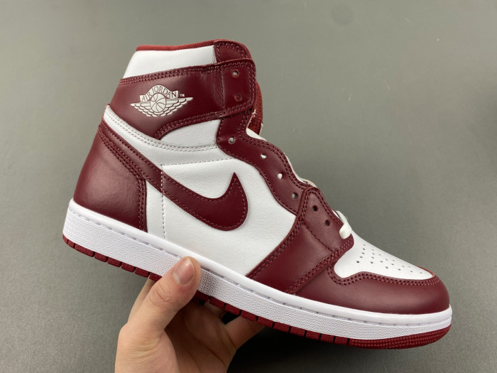 Air Jordan 1 High OG “Team Red” DZ5485-160