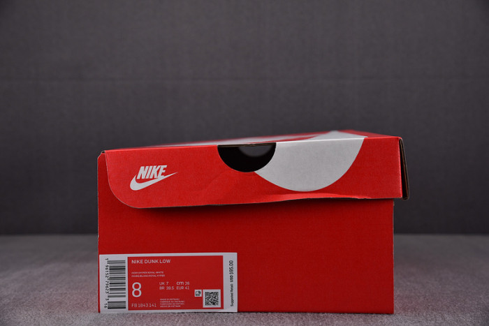 NK Dunk Low “Ivory Hyper Royal” FB1843-141