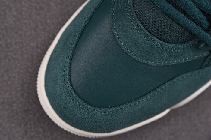 Air Jordan 4 RM WMNS “Oxidized Green” FQ7940-300