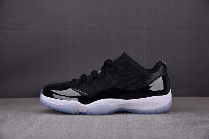 Air Jordan 11 Retro Low 