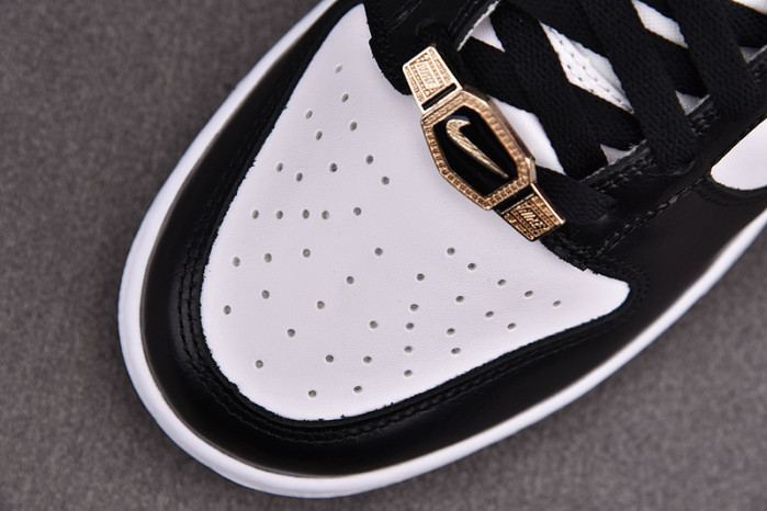 NIKE DUNK LOW WORLD CHAMP DR9511-100