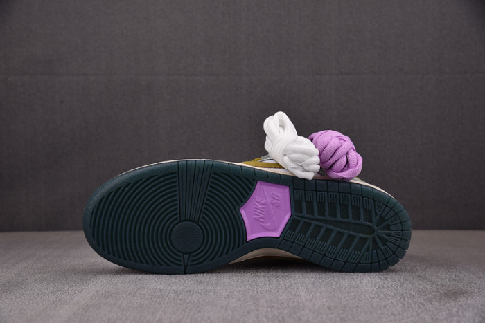 Nike SB Dunk Low Alexis Sablone Chameleon  HJ3386-300