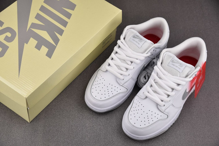 Nike SB Dunk Low Supr1m1 94 White Metallic Silver HQ8487-100